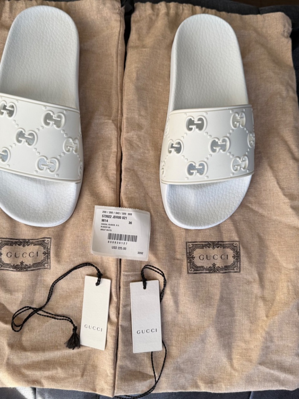 Used Gucci Rubber Slides - Picture 2 of 6